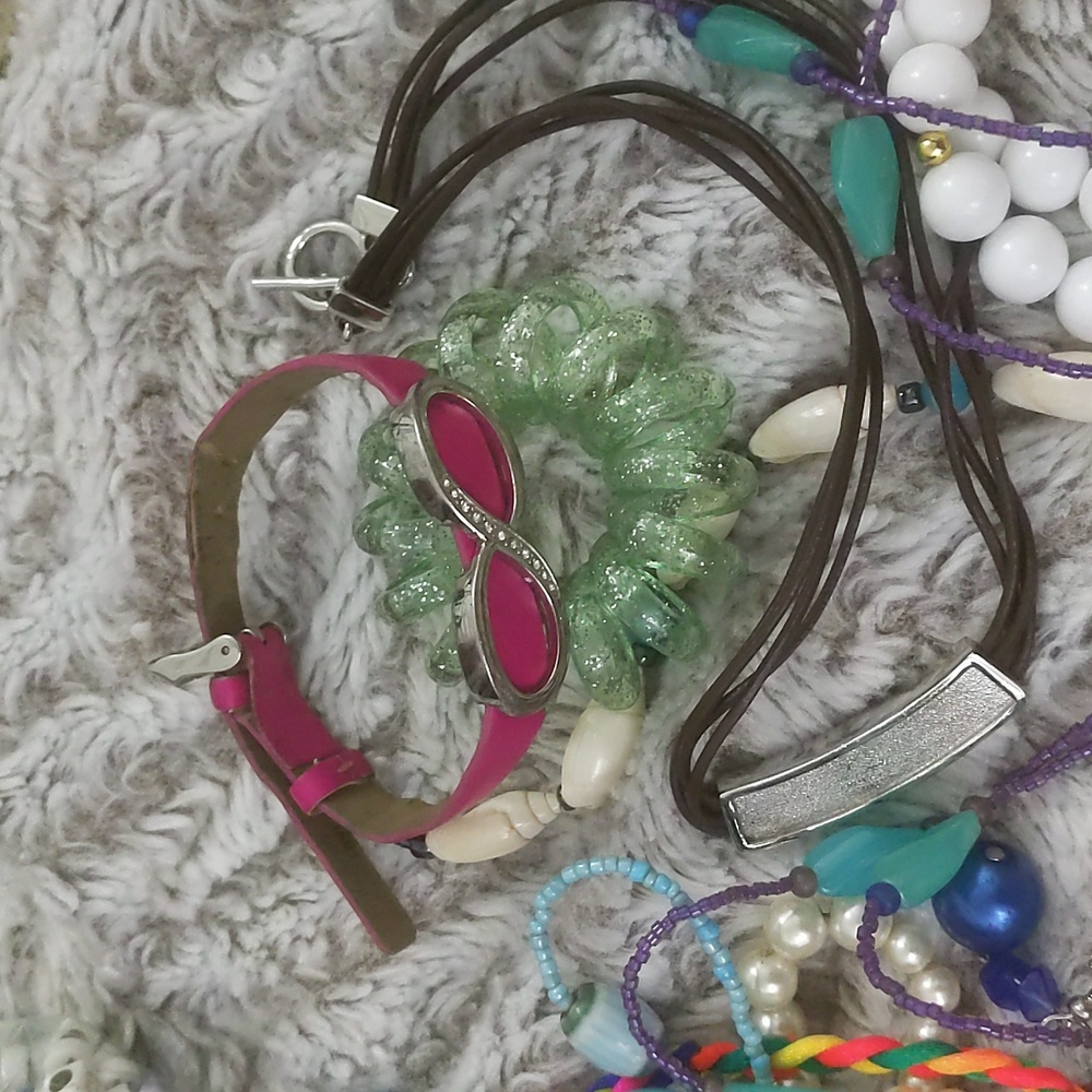 Jewelry bundle - Picture 9 of 12